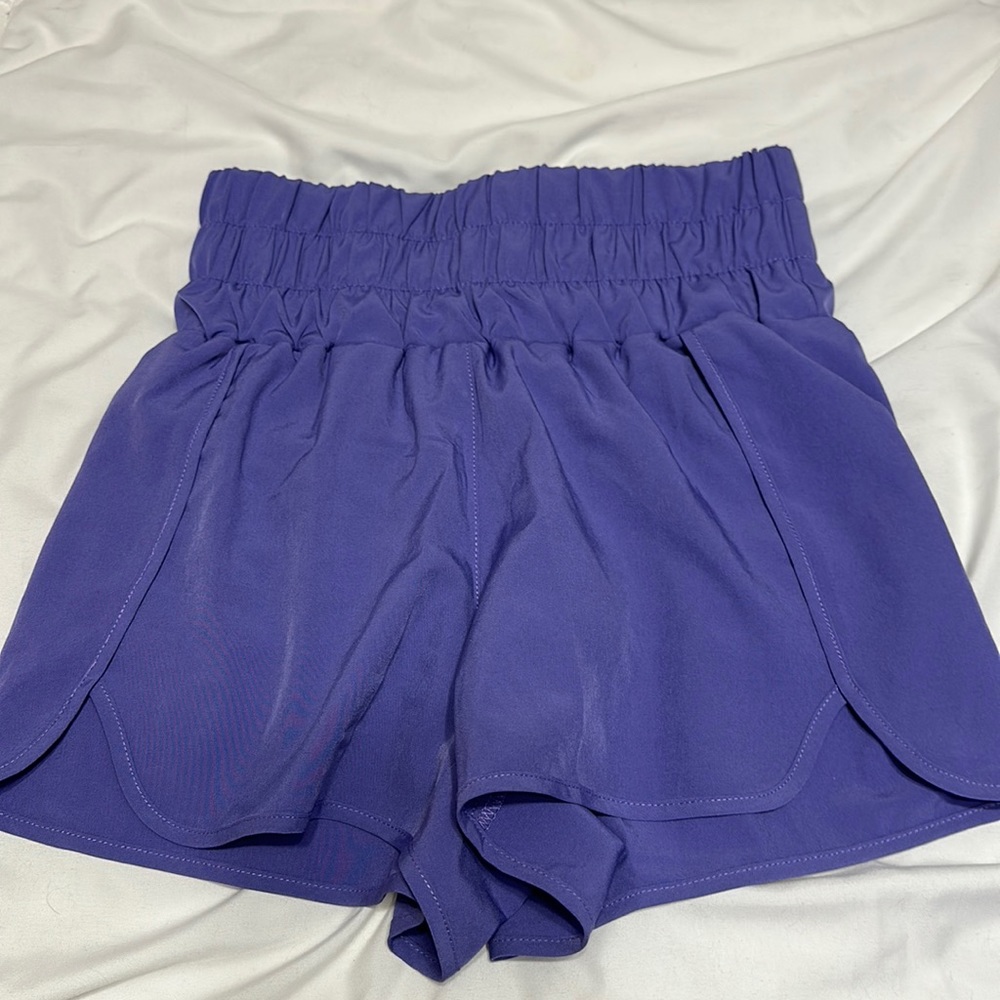 judith match shorts size small